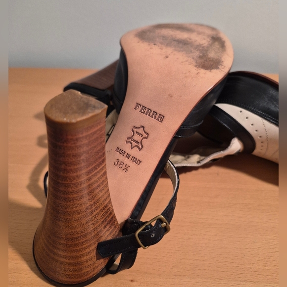 Gianfranco Ferre heels - Picture 7 of 8